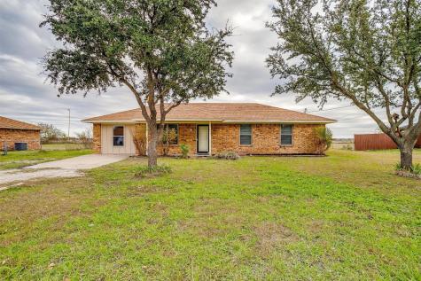 417 Green Acres Drive Palmer TX 75152