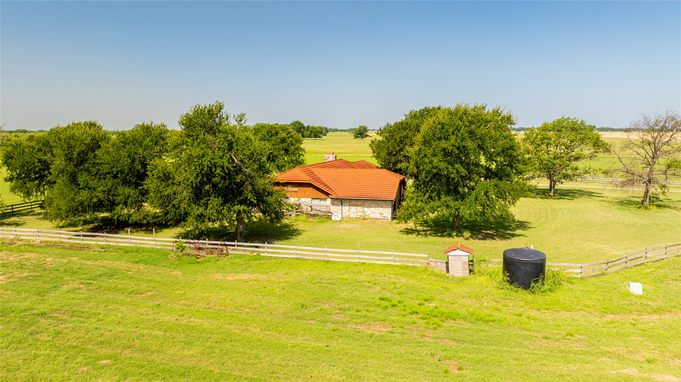 12520 455 E Pilot Point TX 76258