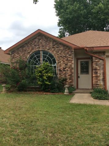 8825 Mystic Trail Fort Worth TX 76118