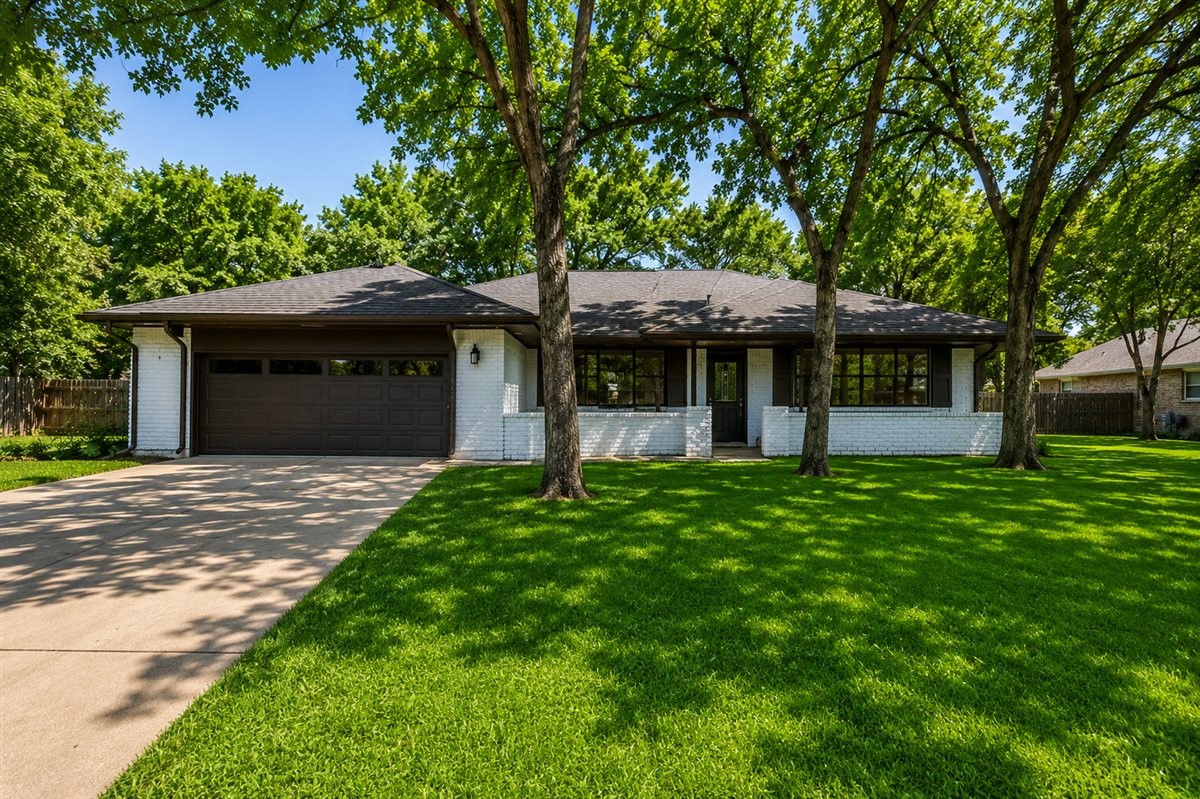 1416 Cheyenne Trail Granbury TX 76048