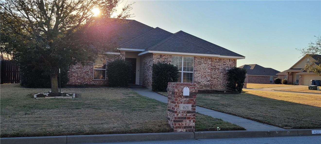 401 Topaz Circle Hewitt TX 76643