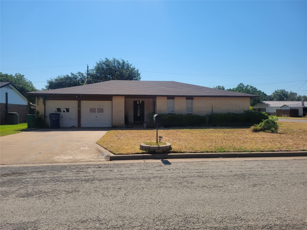 1417 Fairway Drive Graham TX 76450