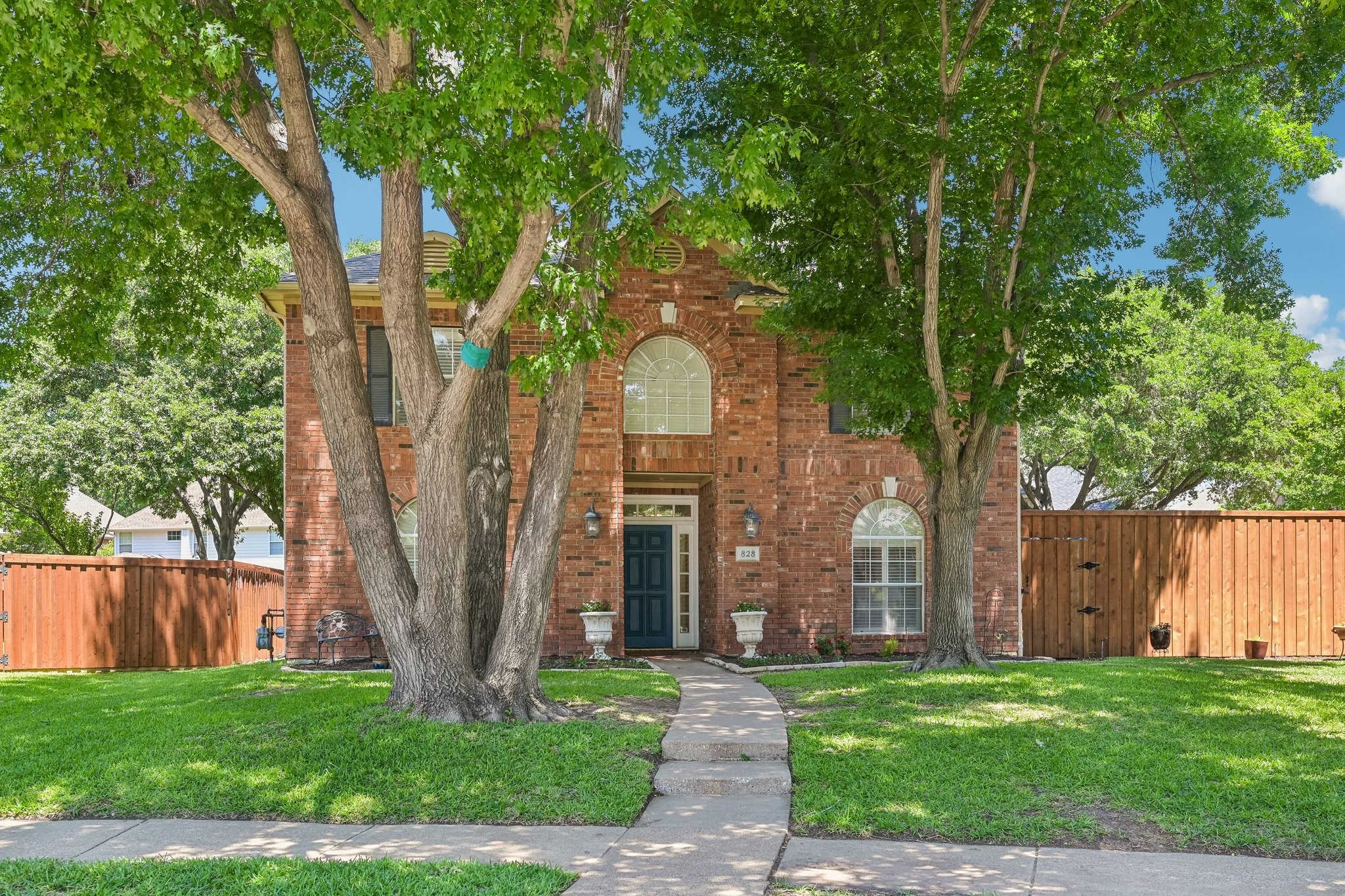 828 Lakeview Court Coppell TX 75019