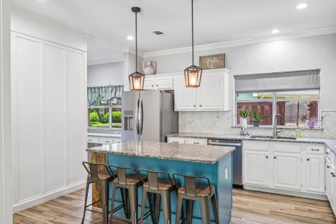 828 Lakeview Court Coppell TX 75019
