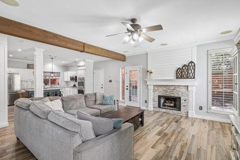 828 Lakeview Court Coppell TX 75019