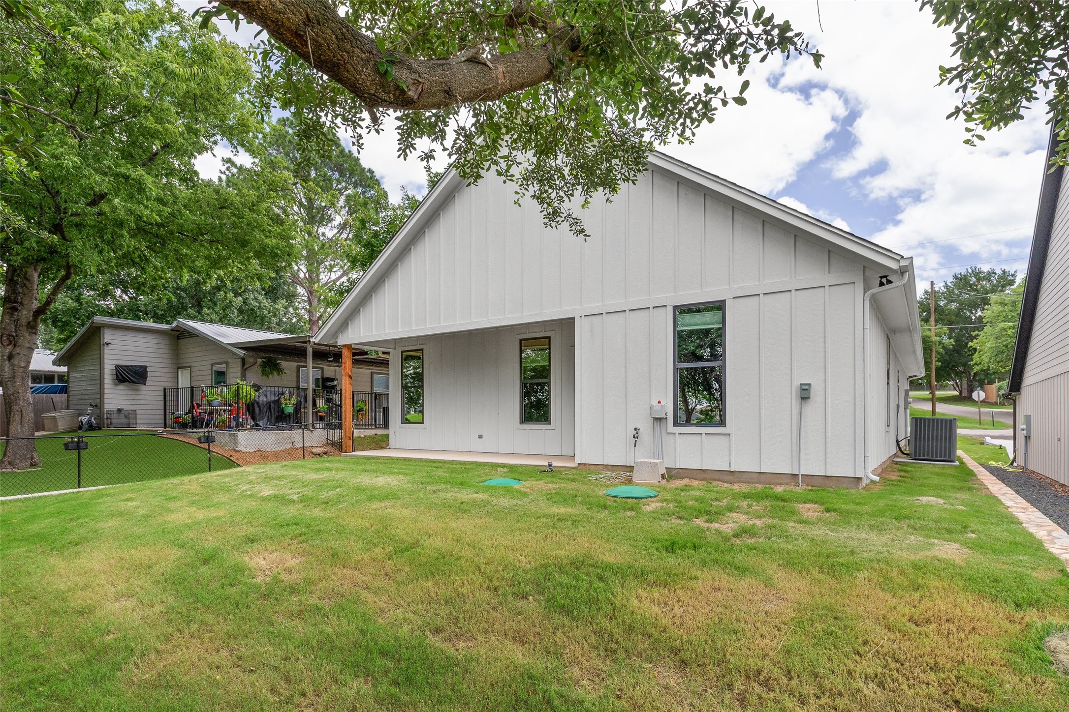 1010 Mustang Trail Granbury TX 76049