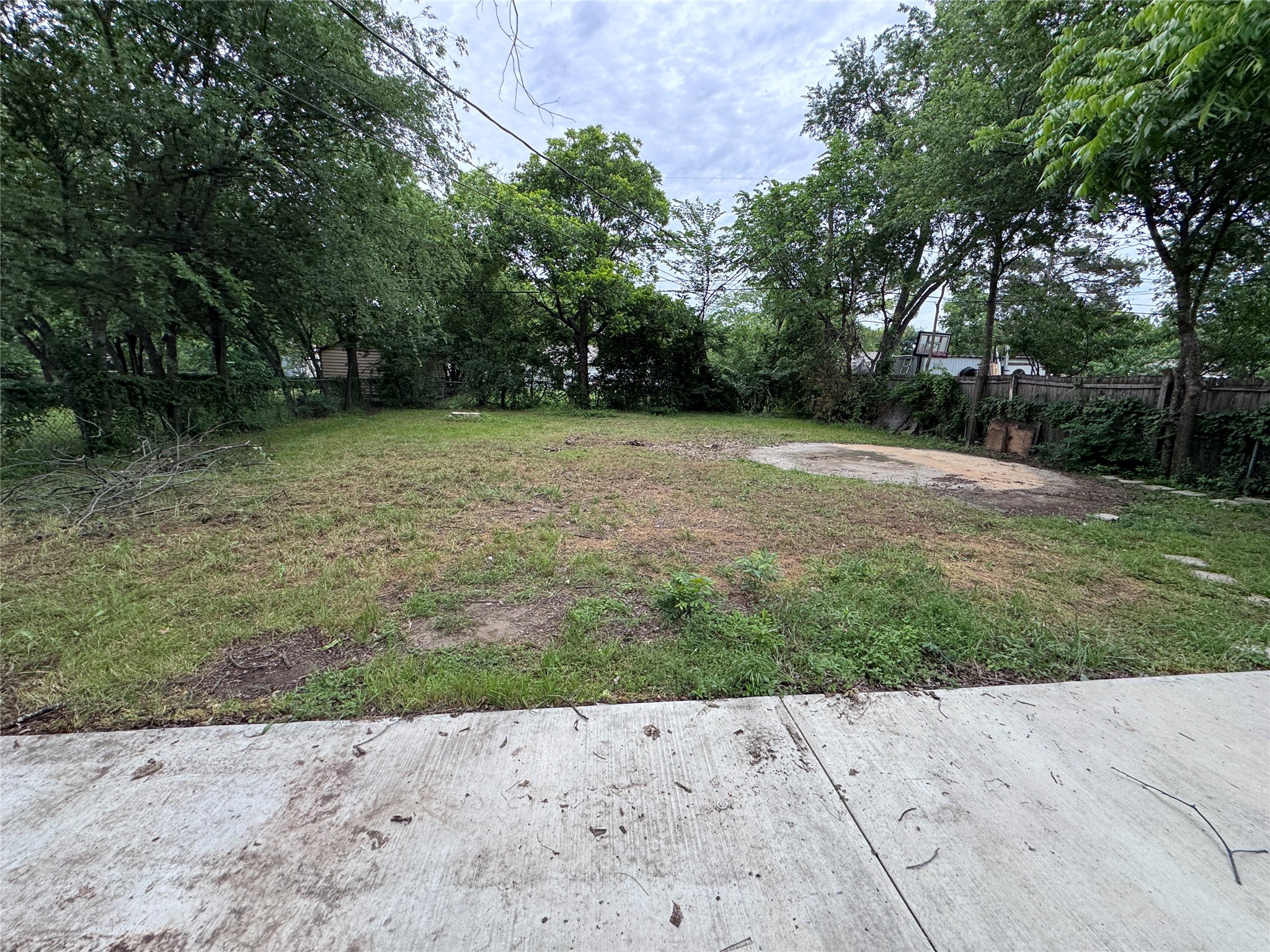 520 King Street Burleson TX 76028