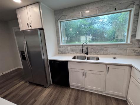520 King Street Burleson TX 76028