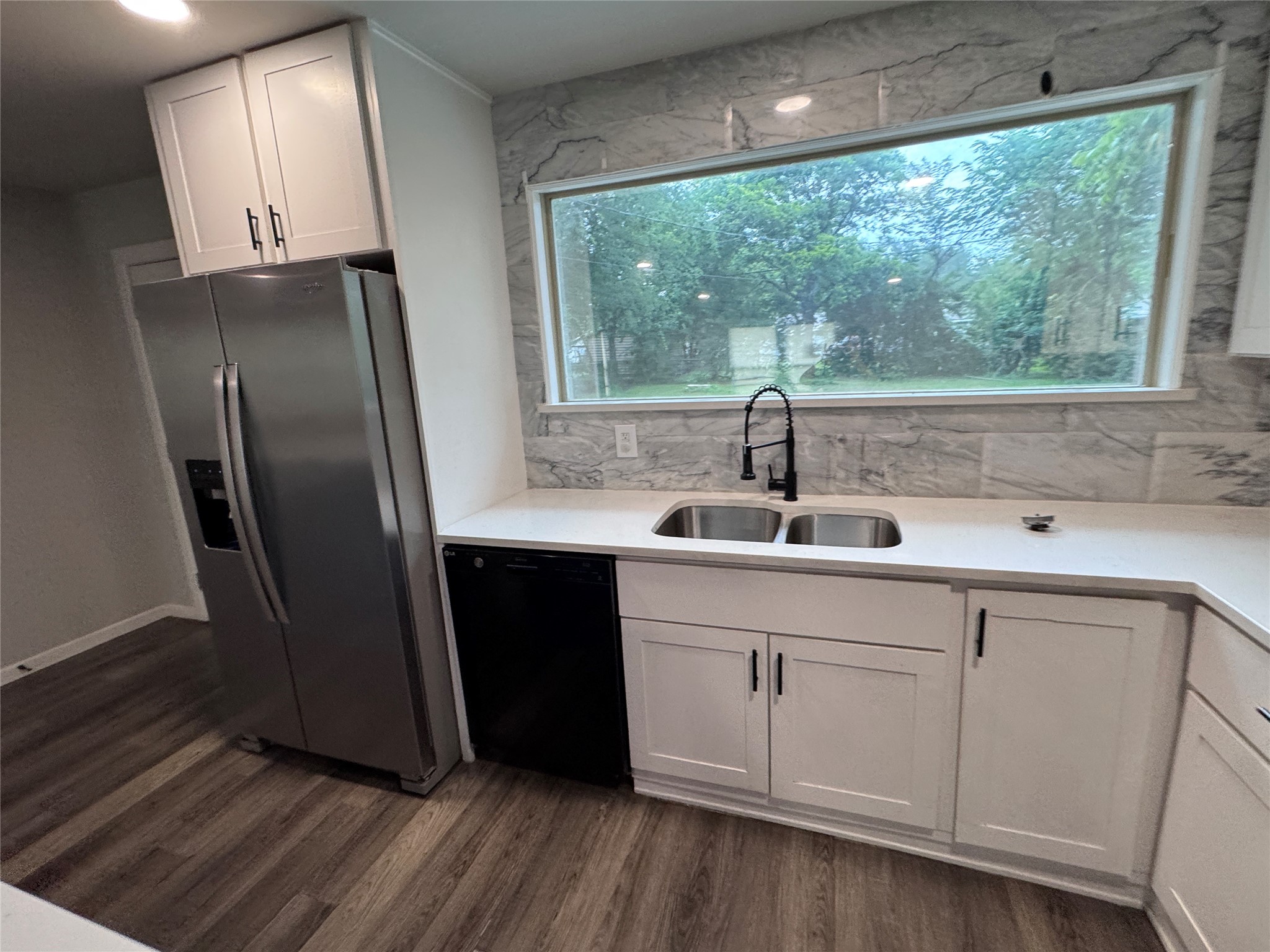 520 King Street Burleson TX 76028