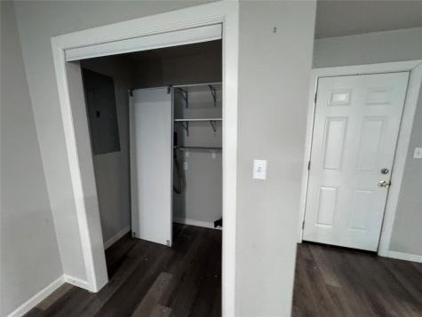 520 King Street Burleson TX 76028