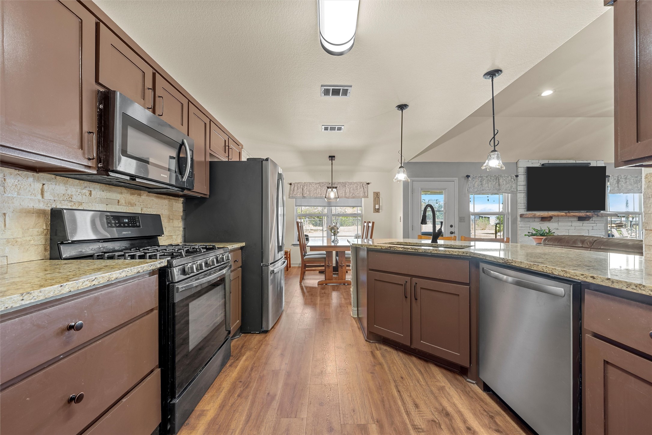 248 Rabbit Shadow Trail Whitney TX 76692