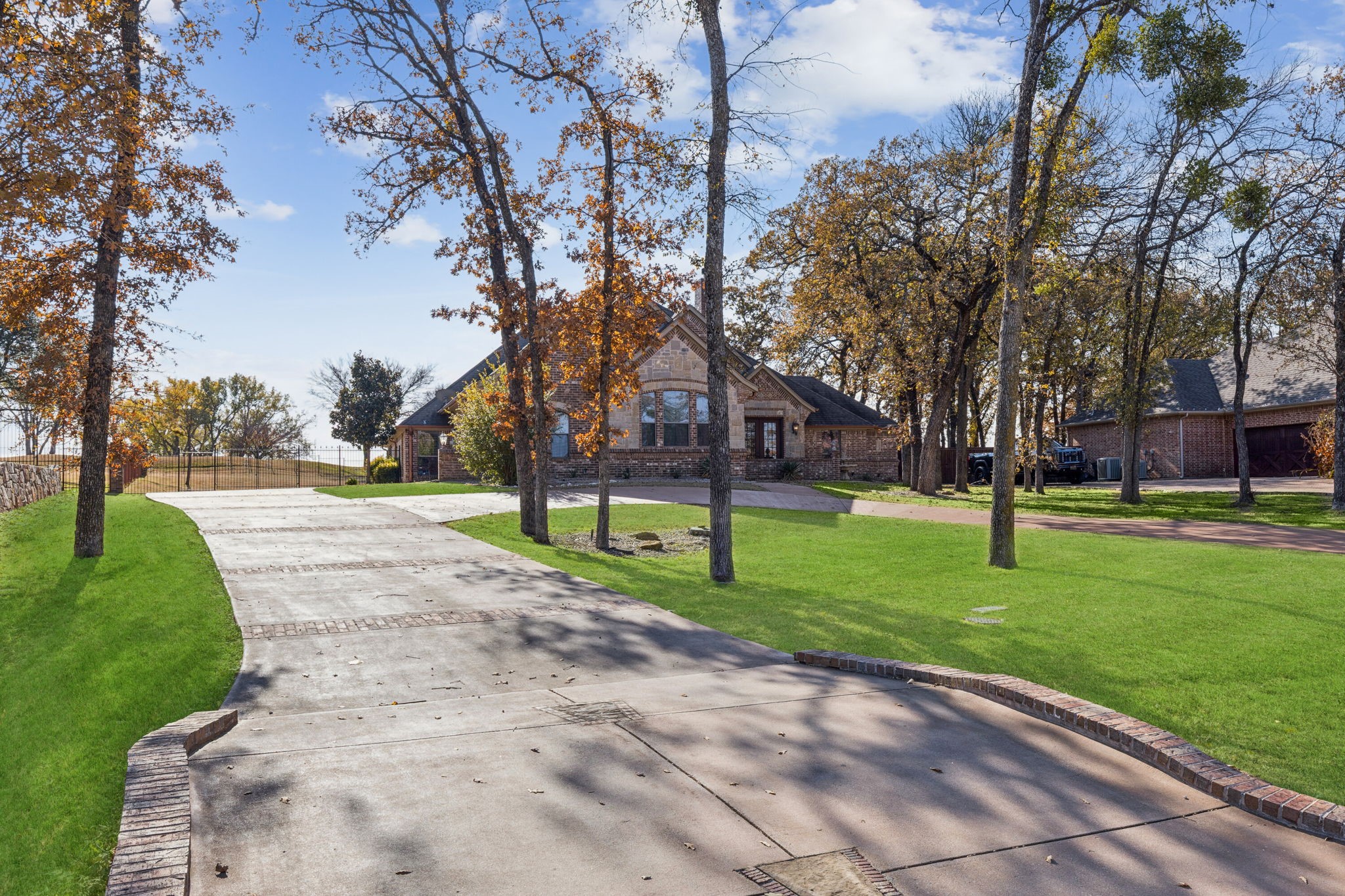 5829 Lakeside Drive Fort Worth TX 76179