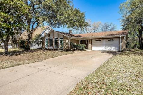 1315 Navaho Street Arlington TX 76012