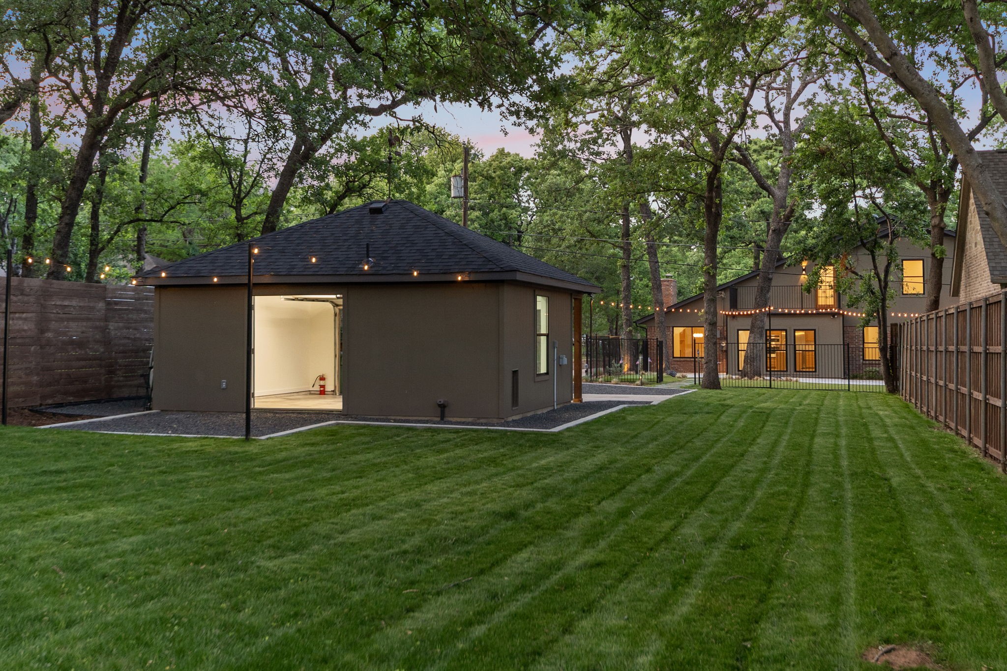1425 Tiffany Forest Lane Grapevine TX 76051