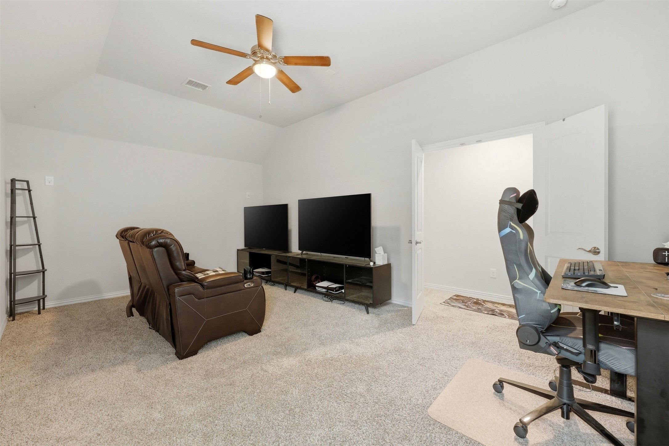 418 Crestview Drive Midlothian TX 76065