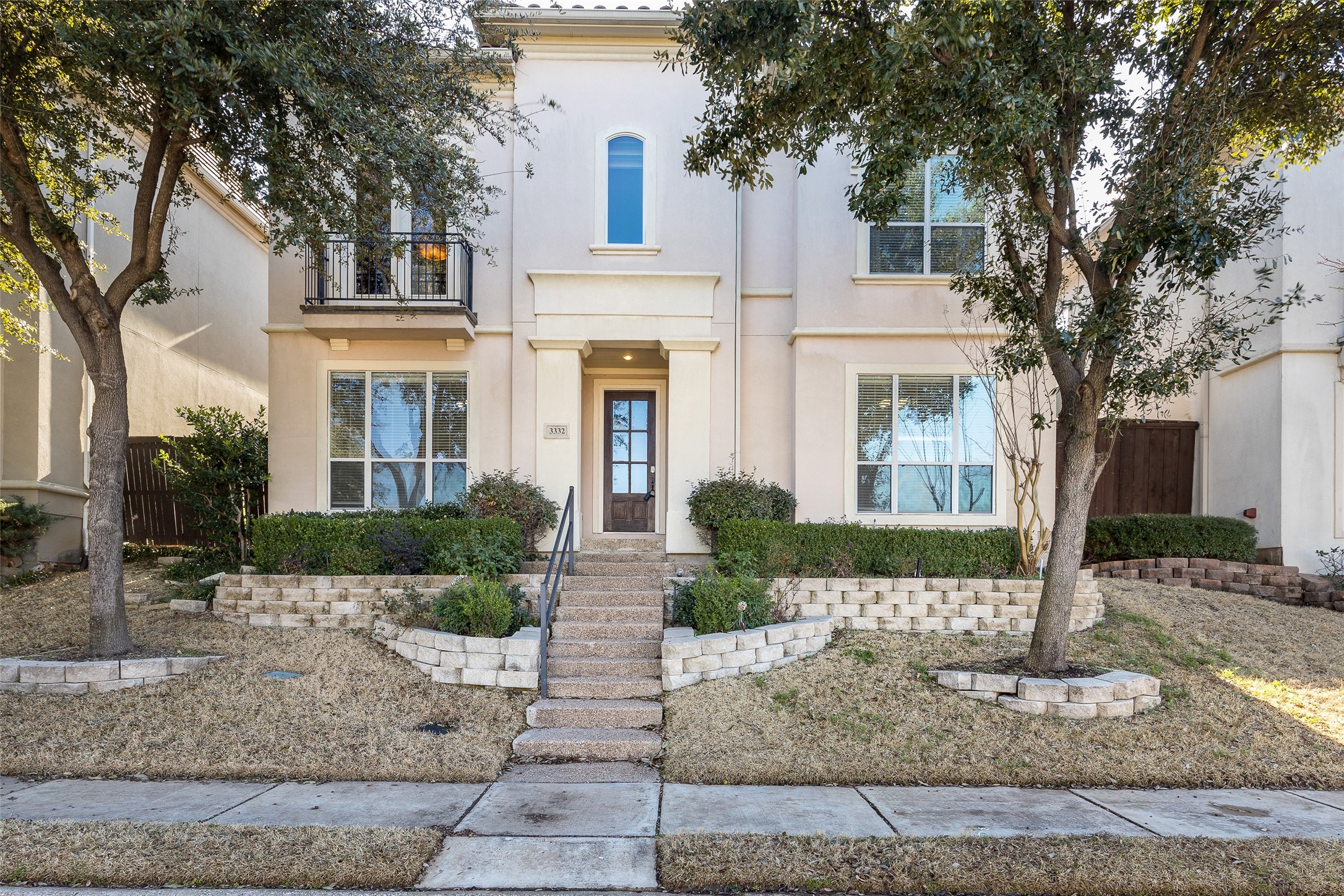 3332 University Park Lane Irving TX 75062