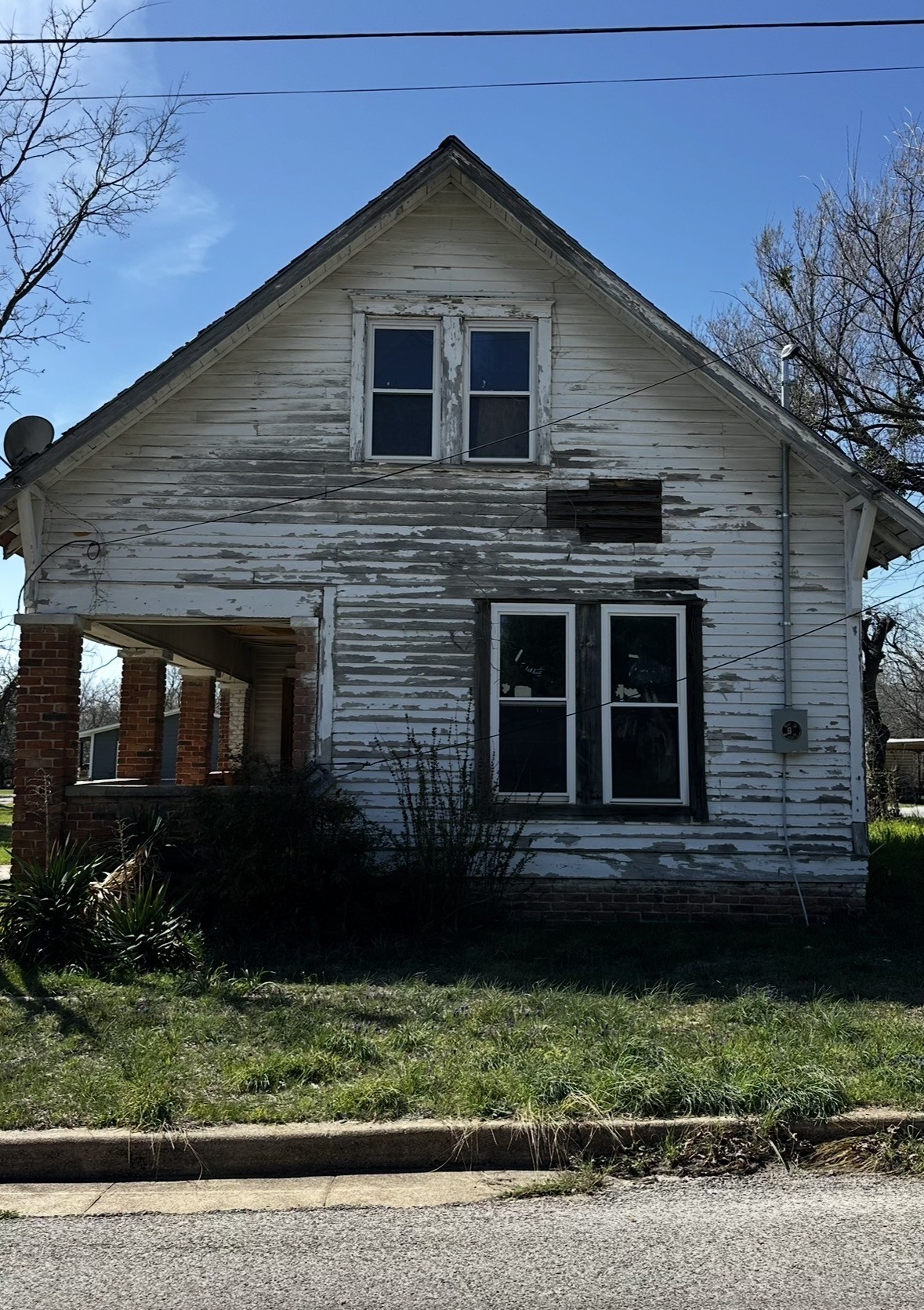 302 S Lane Street Decatur TX 76234