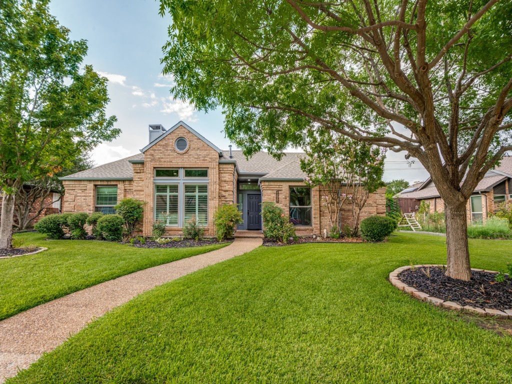 2302 Stone Glen Lane Carrollton TX 75007