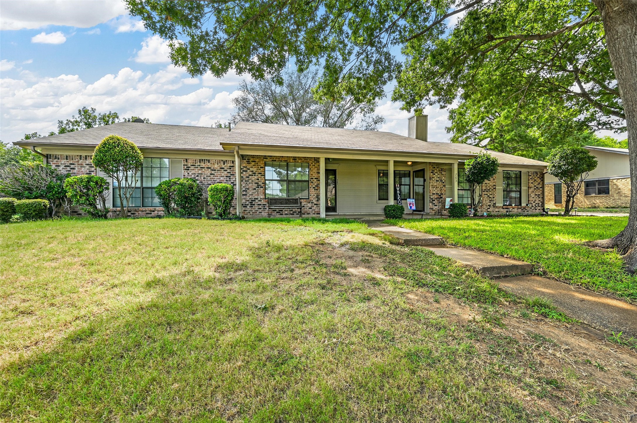 763 Midcreek Drive Euless TX 76039