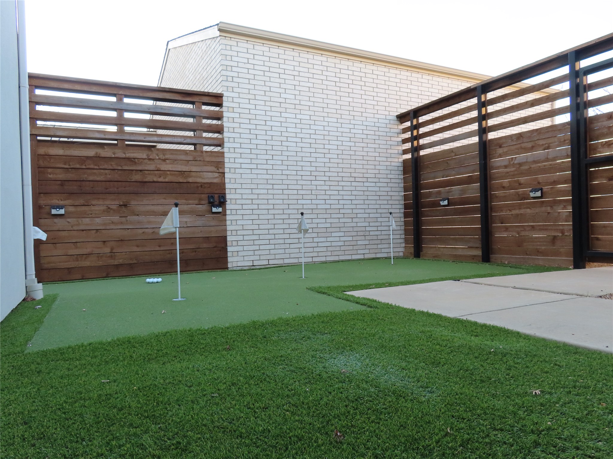 3344 Walchard Court Dallas TX 75229