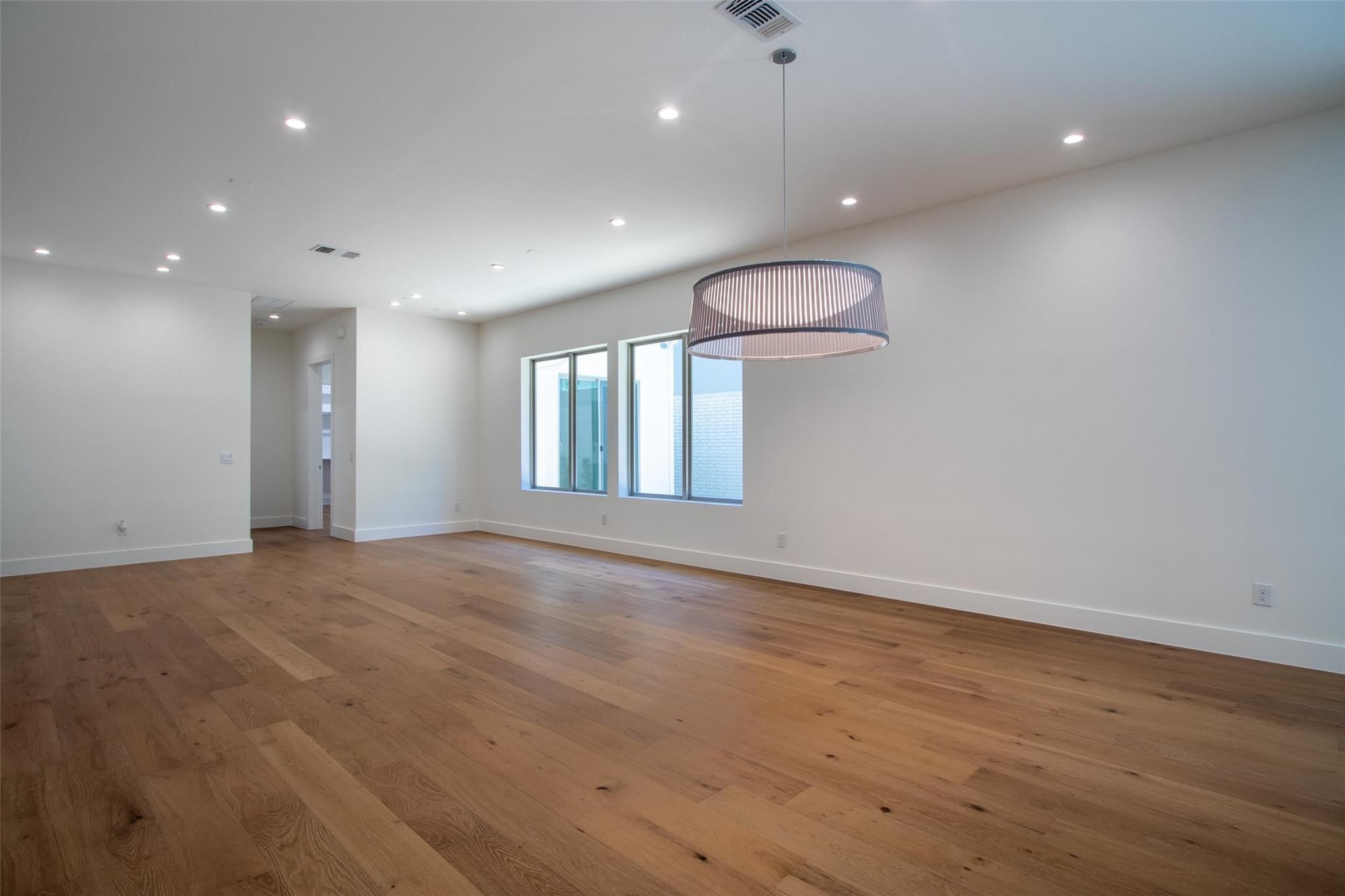3344 Walchard Court Dallas TX 75229
