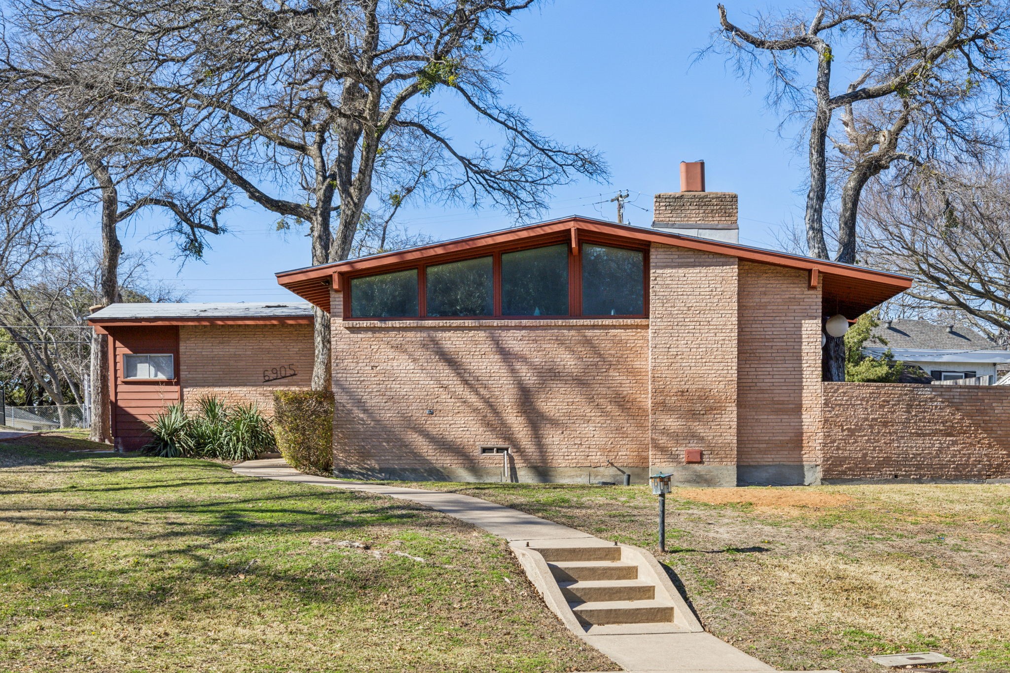 6905 Blackwood Drive Dallas TX 75231