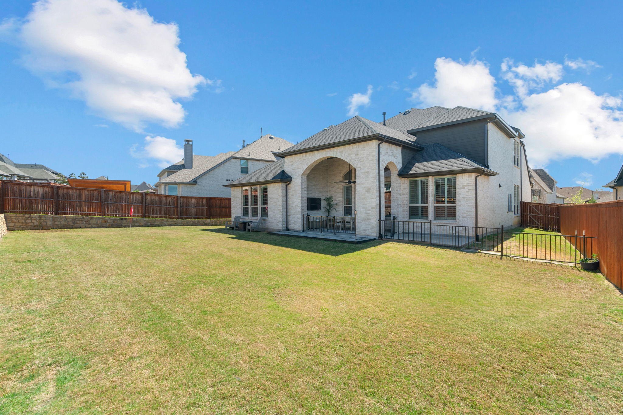 1217 Armadillo Trail Lantana TX 76226
