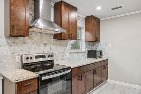 1705 Bobbie Lane Garland TX 75042