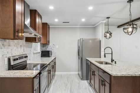 1705 Bobbie Lane Garland TX 75042