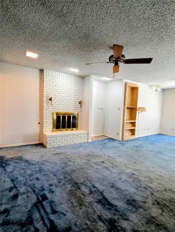 1020 Redbud Court Arlington TX 76012