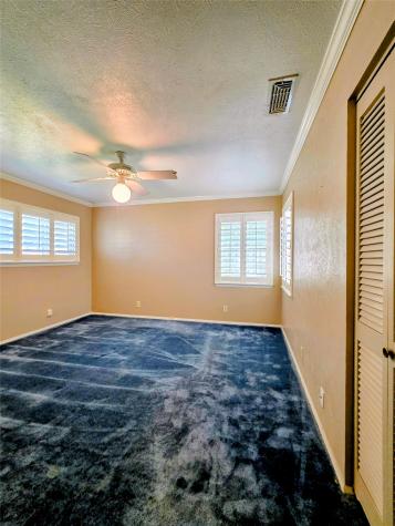 1020 Redbud Court Arlington TX 76012