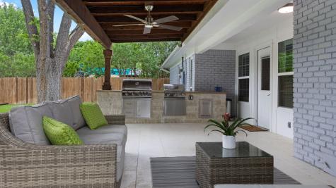 3713 Holland Drive North Richland Hills TX 76180