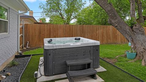 3713 Holland Drive North Richland Hills TX 76180