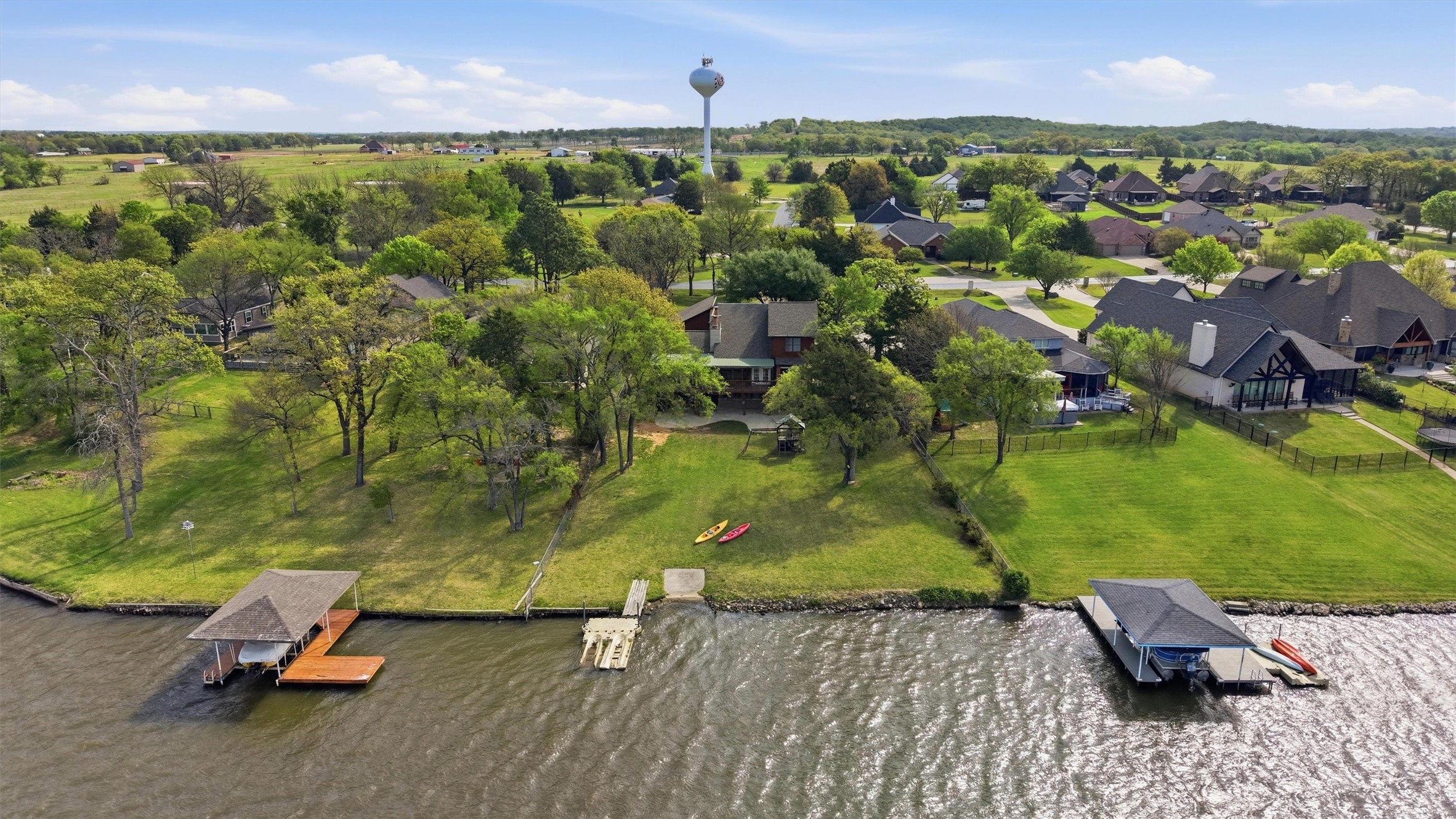 1334 Kiowa Drive E Gainesville TX 76240