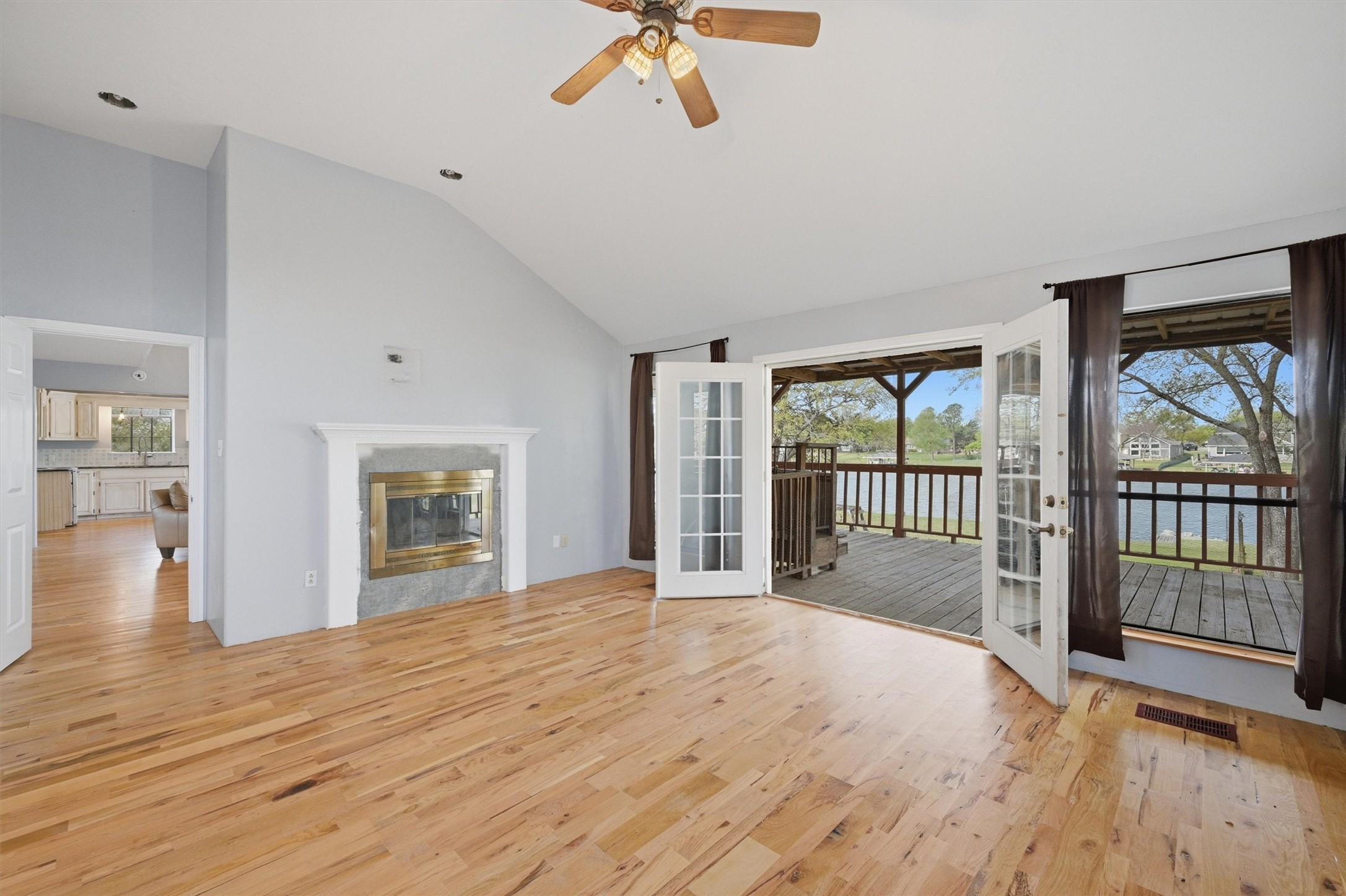 1334 Kiowa Drive E Gainesville TX 76240