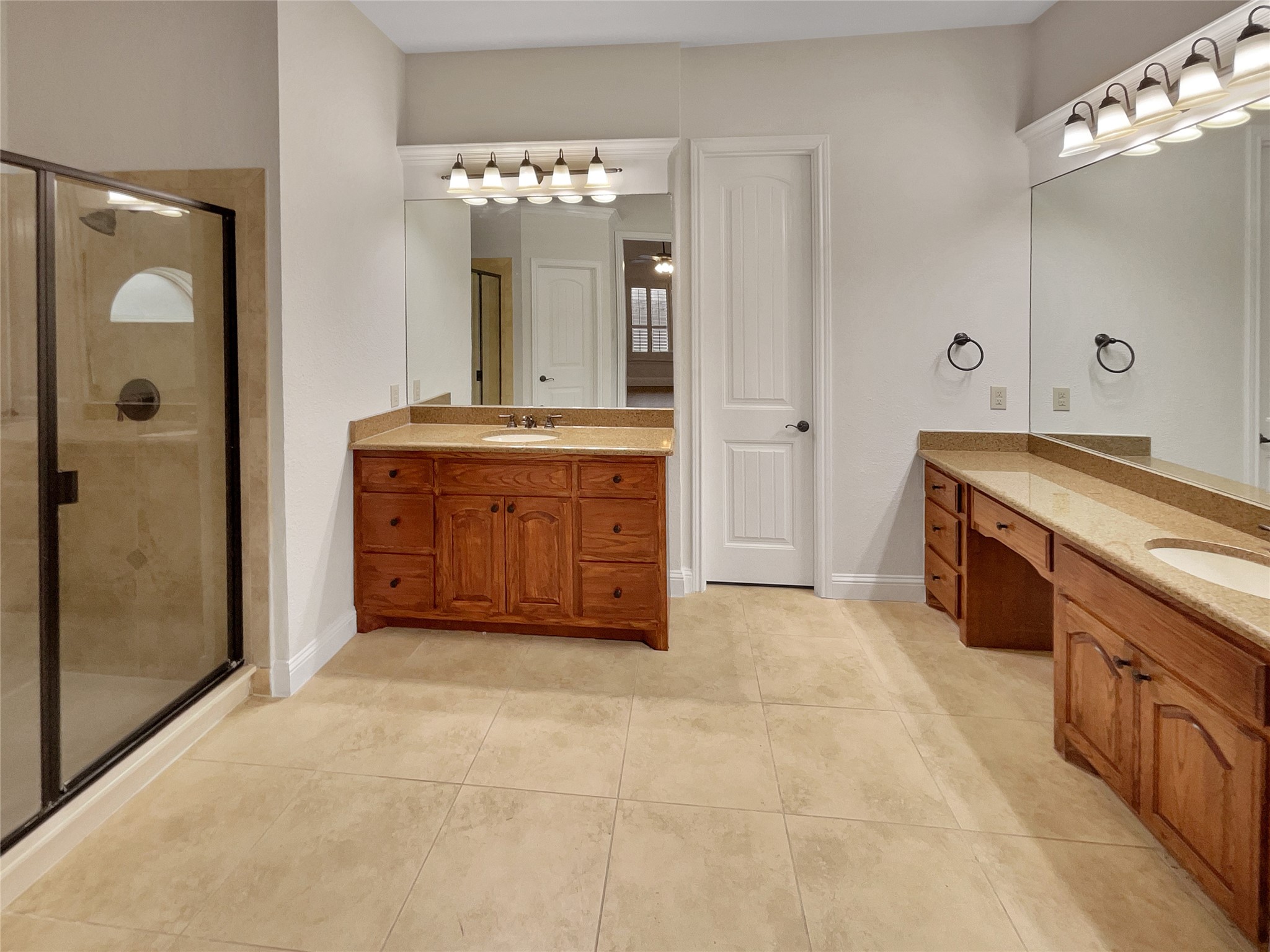 913 Clack Drive Garland TX 75044