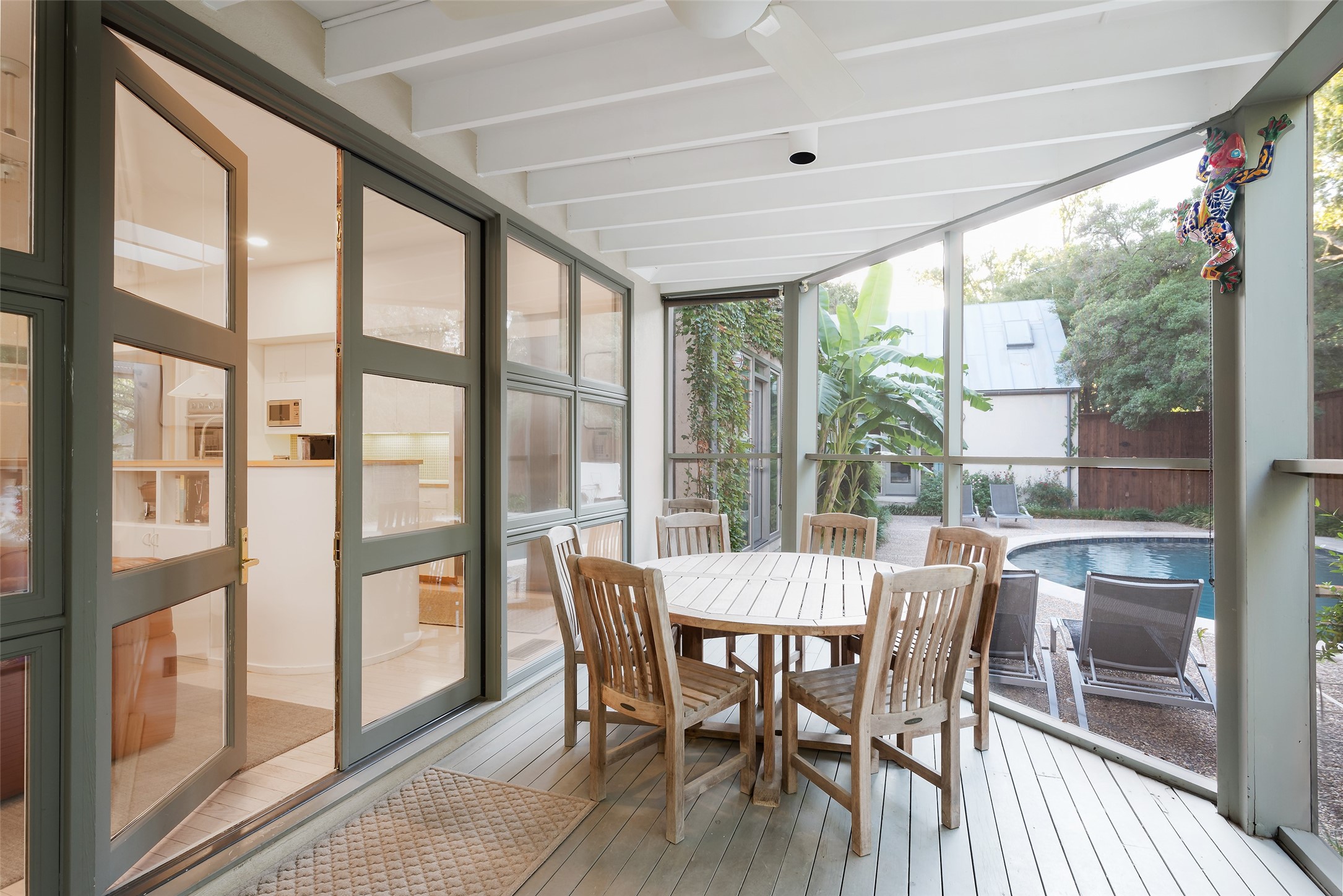 4305 Glenleigh Drive Dallas TX 75220