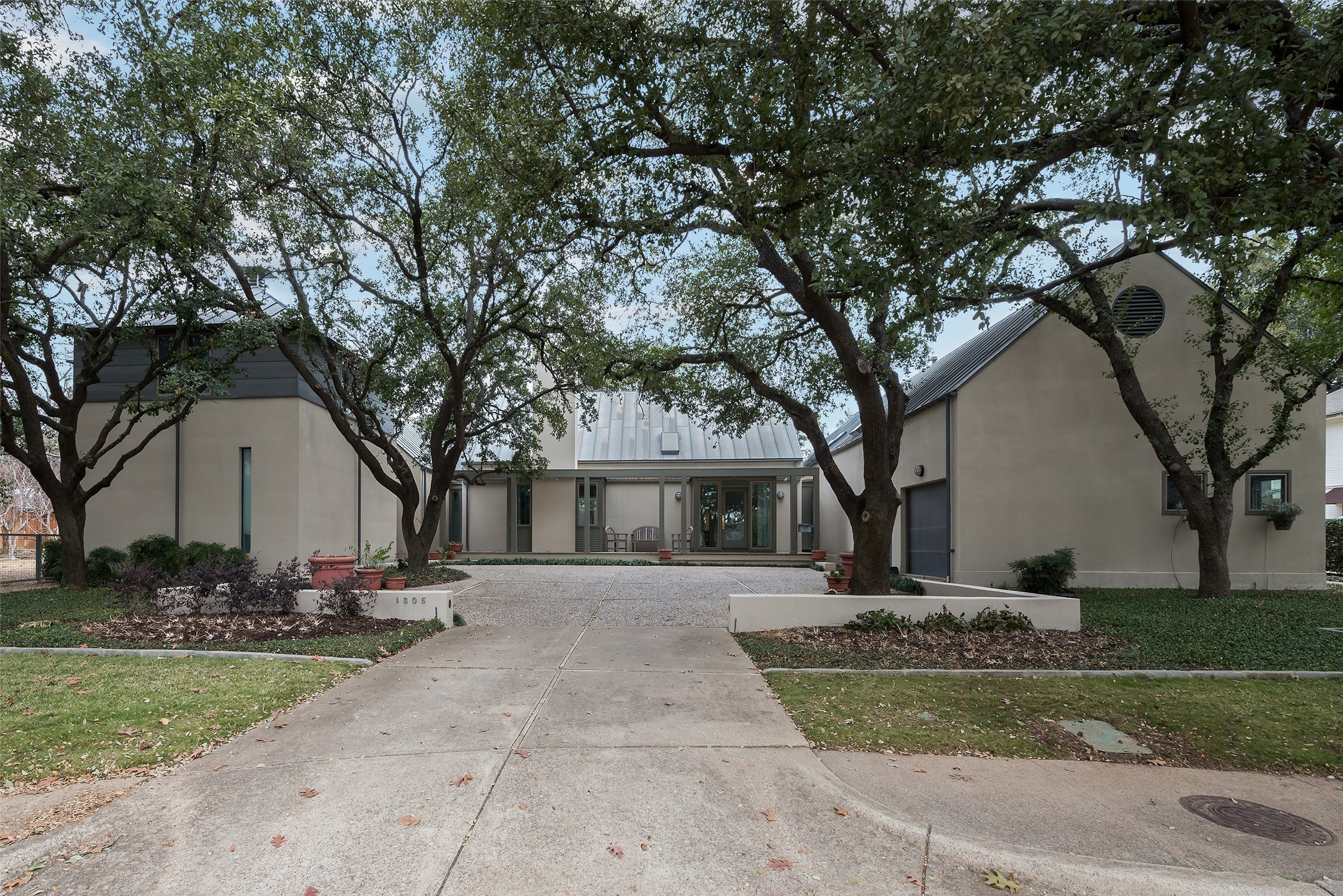 4305 Glenleigh Drive Dallas TX 75220