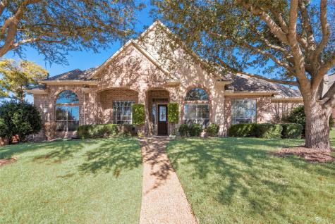 1607 Carriage Creek Drive Desoto TX 75115
