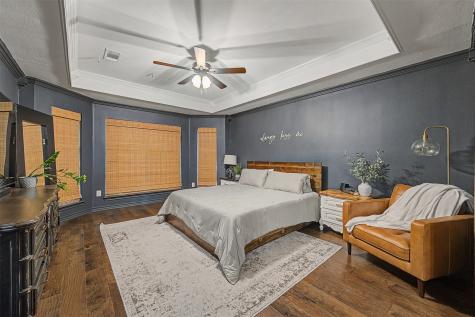 1029 Oakridge Court Burleson TX 76028