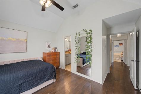 1029 Oakridge Court Burleson TX 76028
