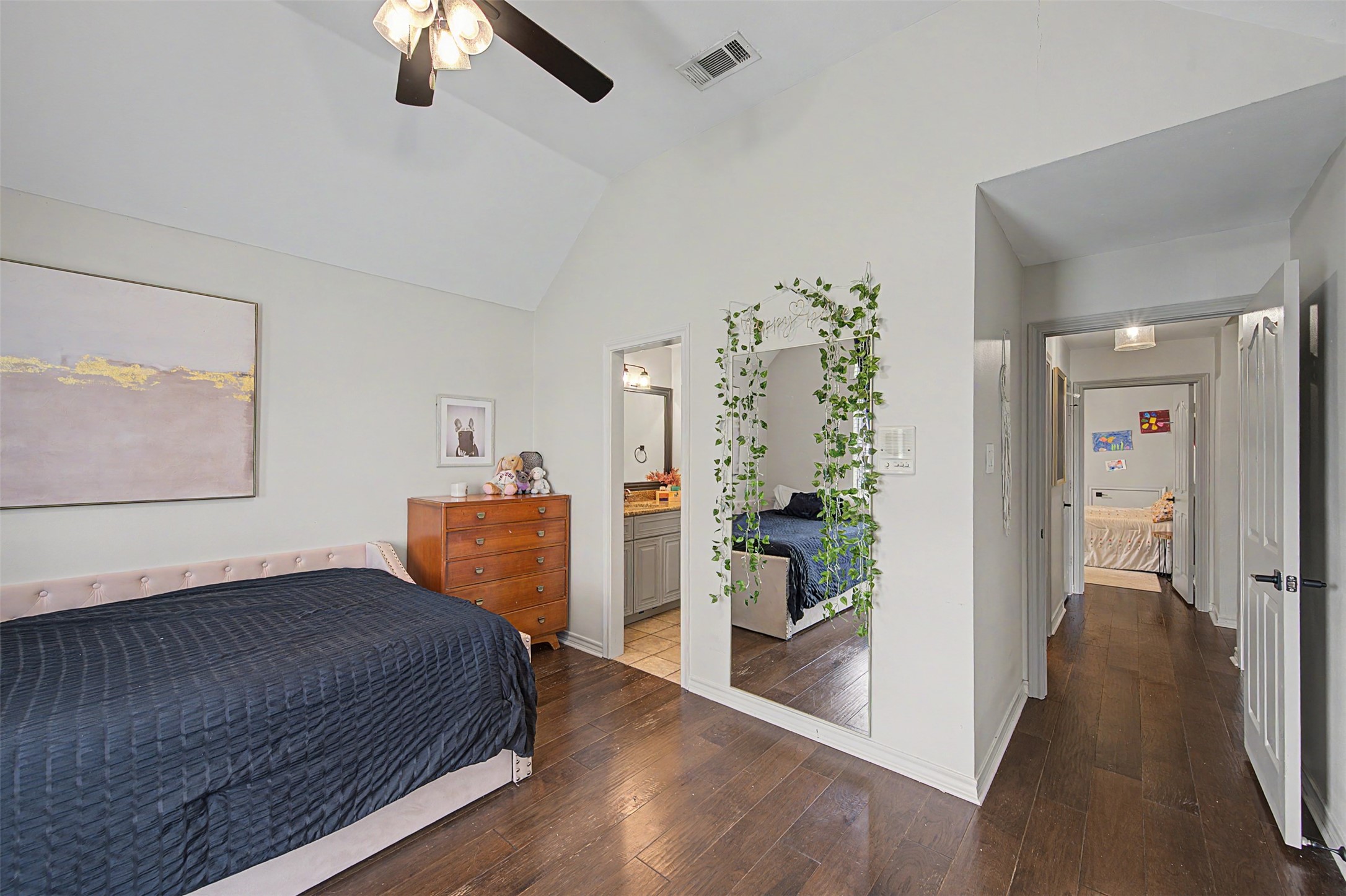 1029 Oakridge Court Burleson TX 76028