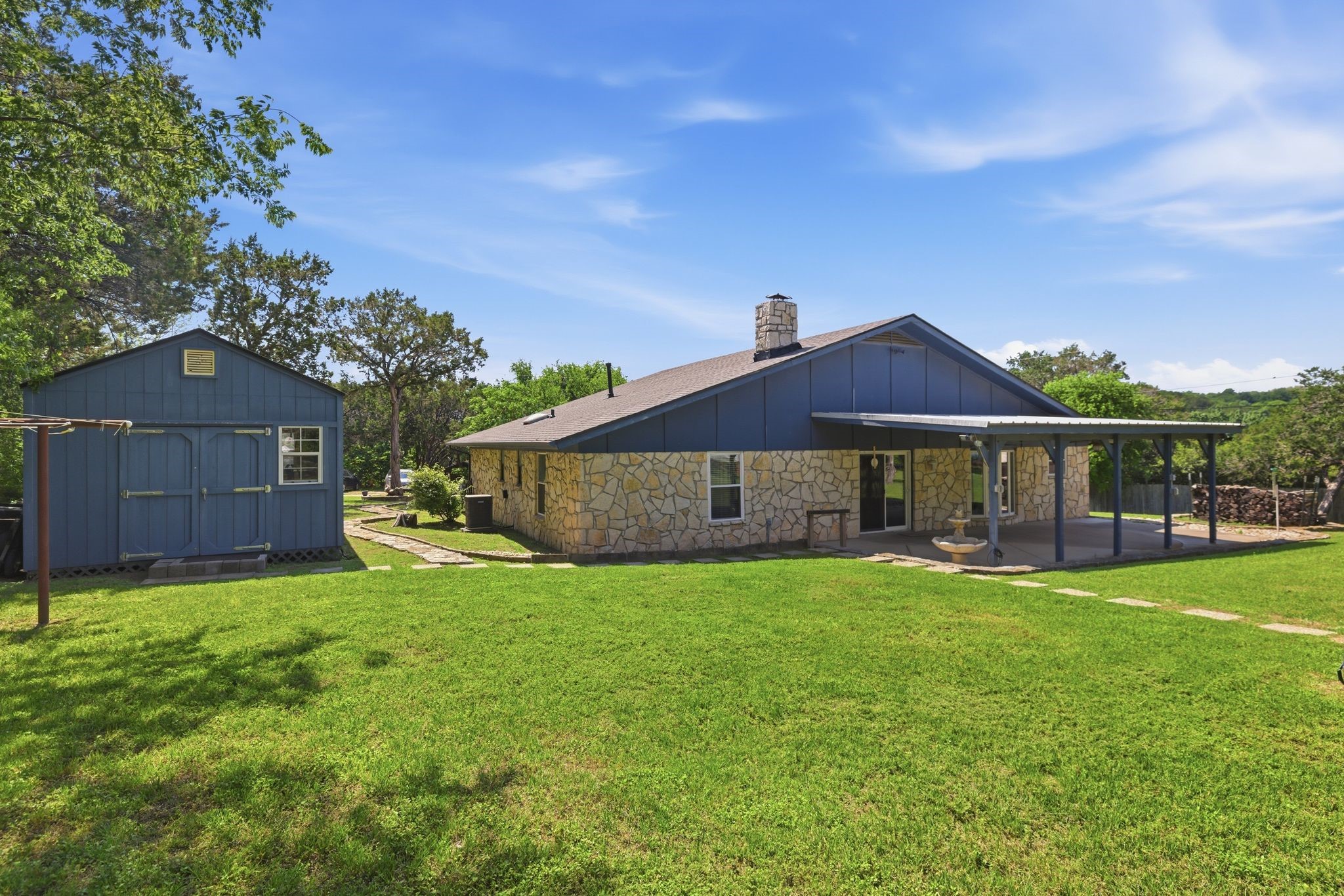 1108 Laguna Vista Drive Granbury TX 76048