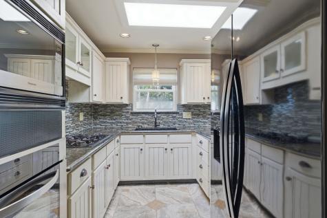 1108 Laguna Vista Drive Granbury TX 76048