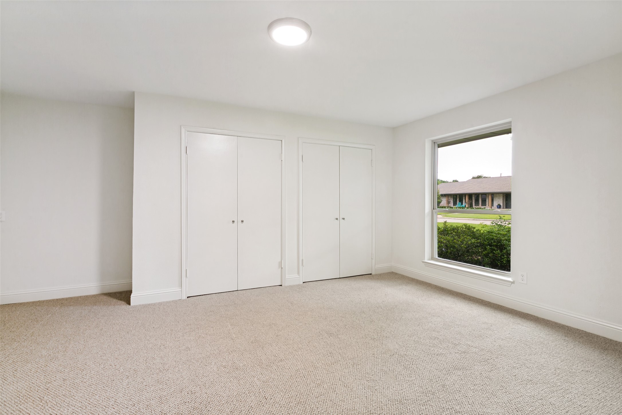 4426 Laren Lane Dallas TX 75244