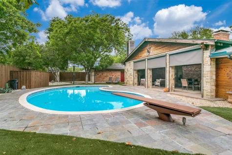 4426 Laren Lane Dallas TX 75244
