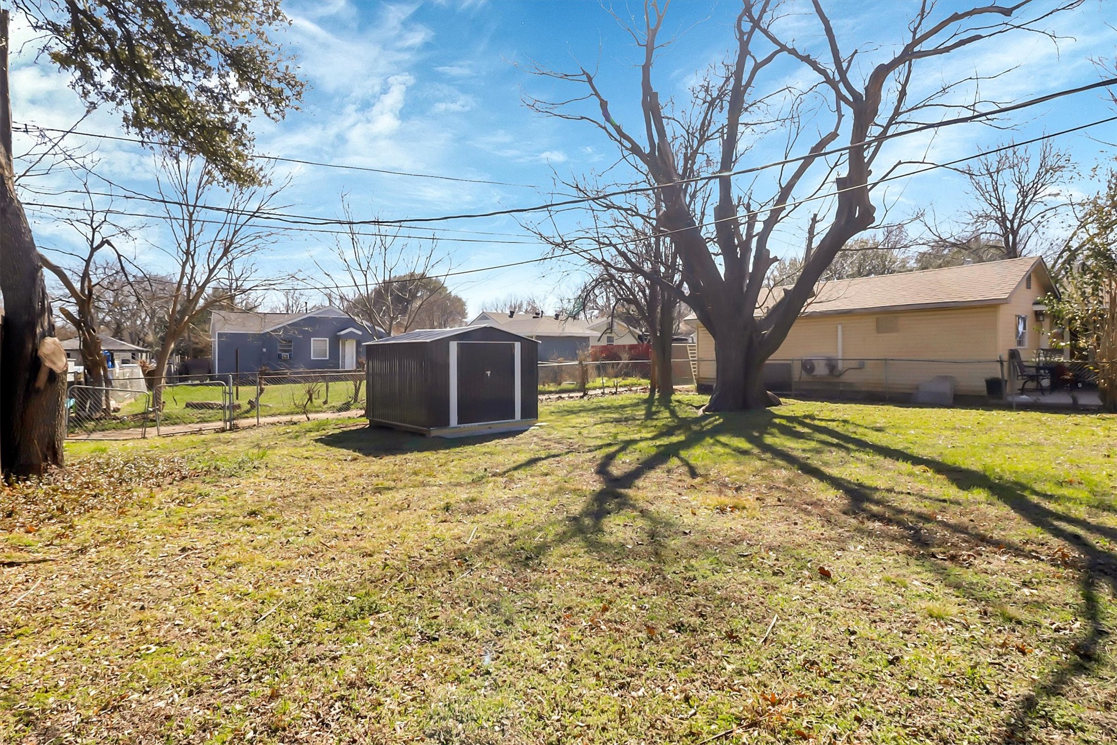 1208 Hansboro Avenue Dallas TX 75224