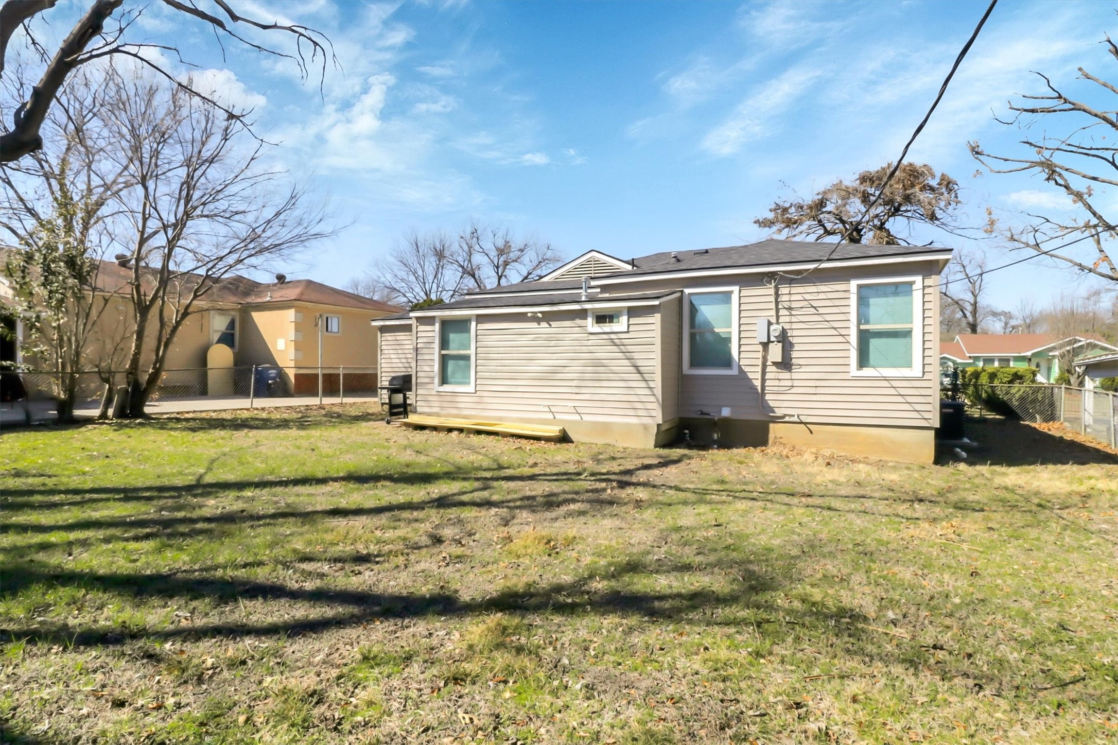 1208 Hansboro Avenue Dallas TX 75224