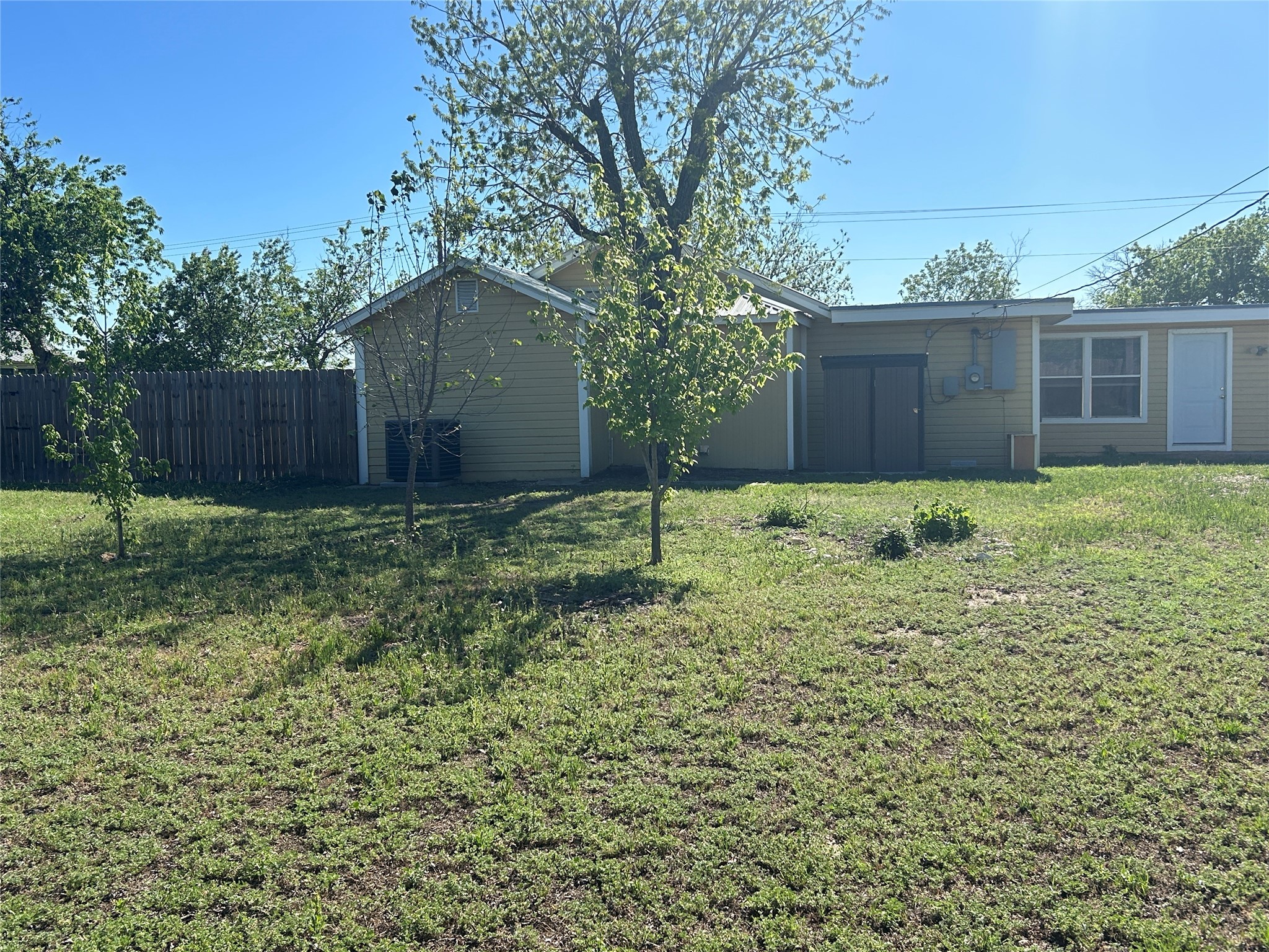 708 Barrow Street Goldthwaite TX 76844