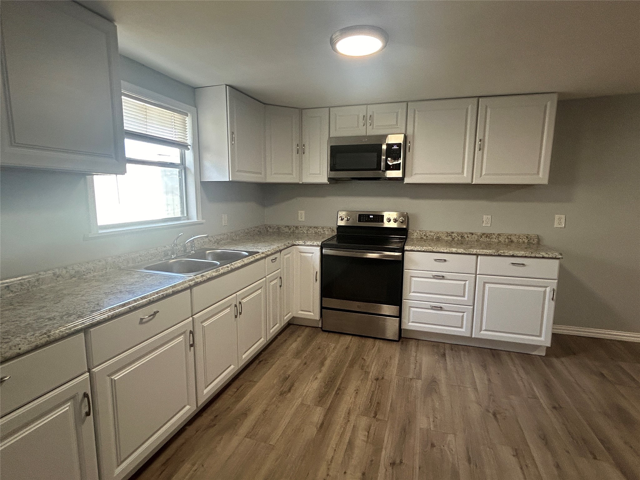 708 Barrow Street Goldthwaite TX 76844